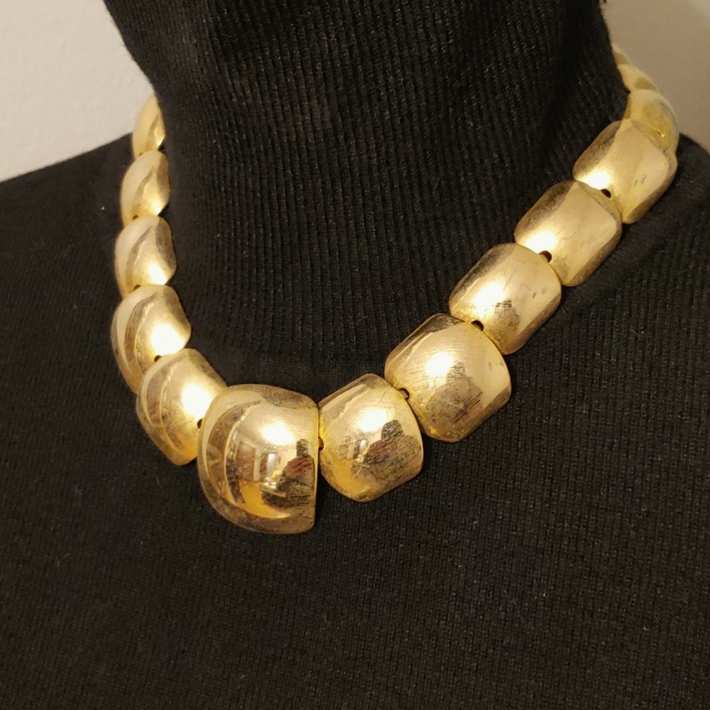 Gold necklace